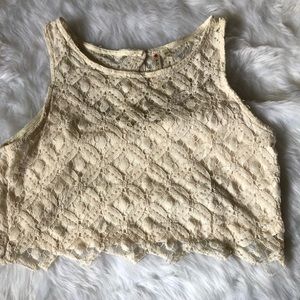 Adorable Lace Backless Crop Top! Festival Ready